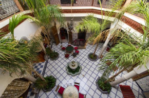 Отель Riad Chennaoui  Марракеш